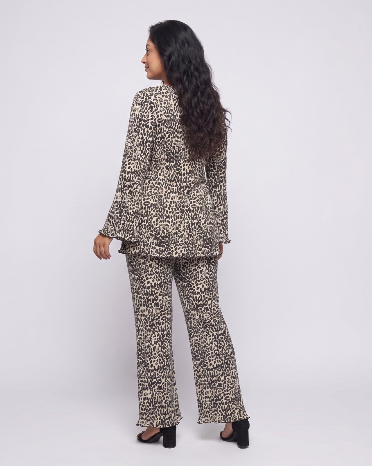 Ivory Leopard Crinkle Co-ord - Image 4